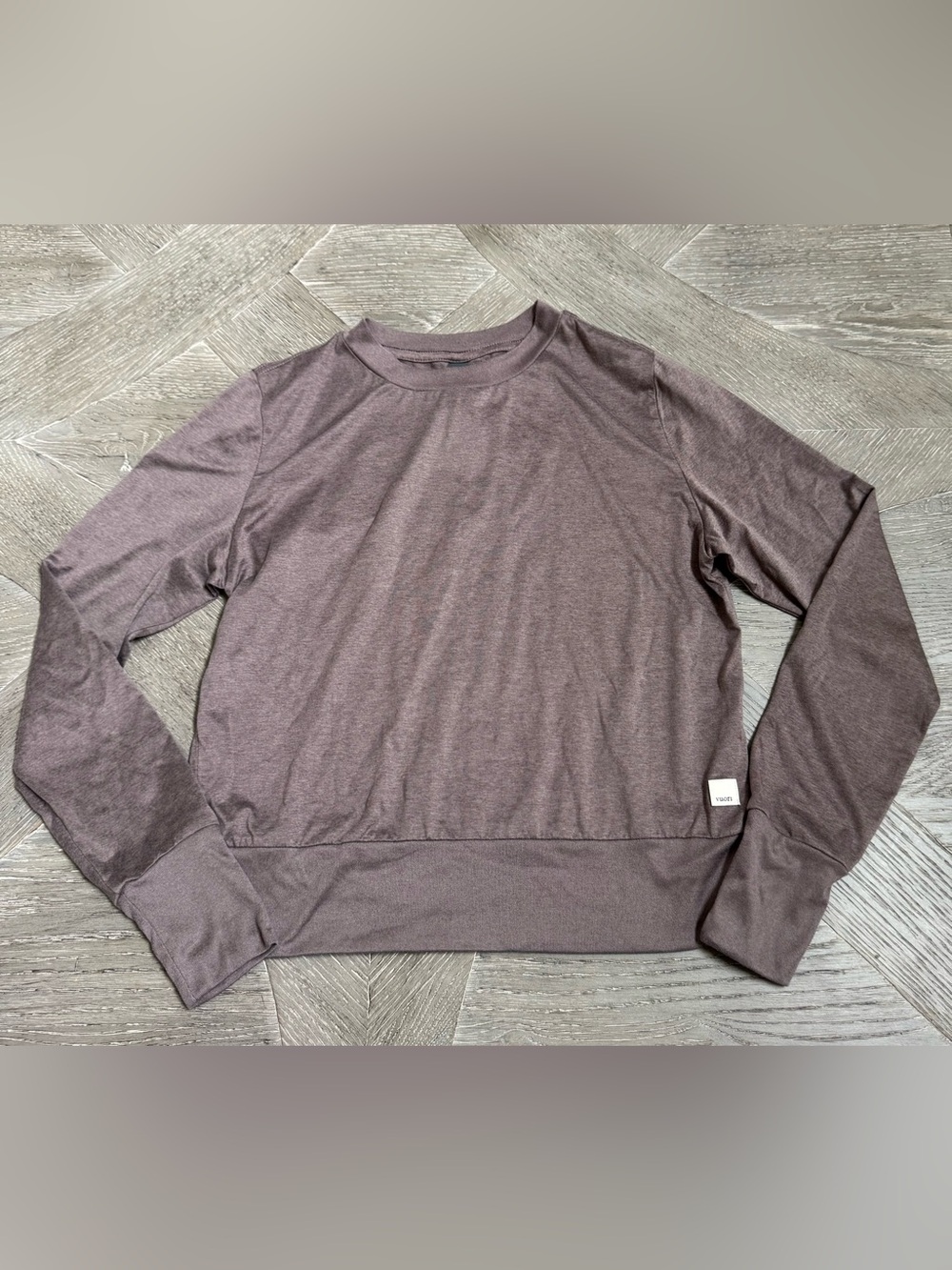Vuori Daydream Long Sleeve Crew Tee - Hazel Heather